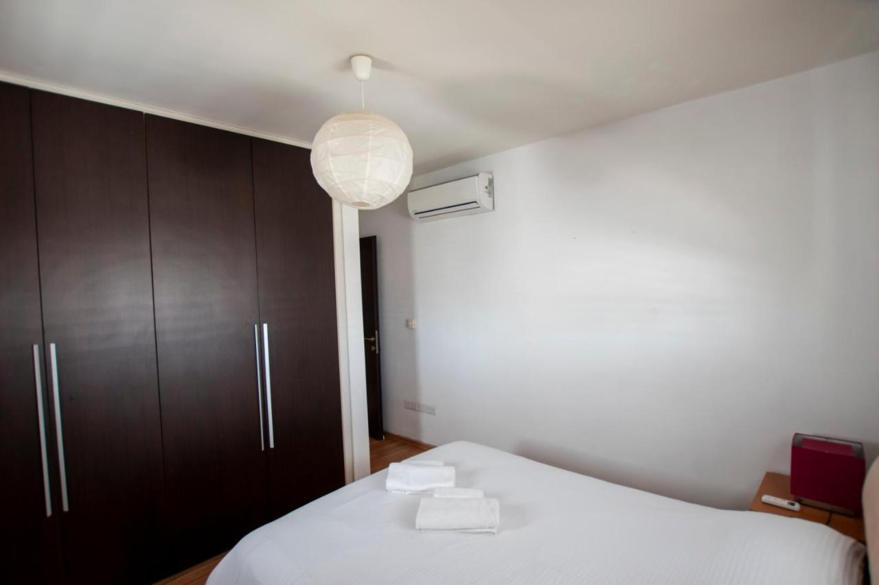 Glabur Stays - The Executive 2 Bdr - Nicosia City, Free Parking & Wifi, Welcomes You!!! Bagian luar foto